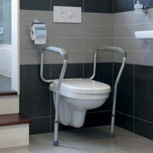 Cadre WC à fixer Liddy installé sur une cuvette de toilette