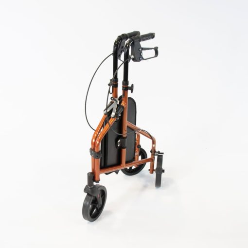 Rollator 3 roues léger, compact et plié